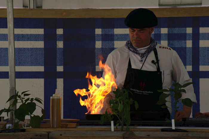 Igor Ozamiz Goiriena in the Ostatua Kitchen. Photo by Mark Young, Ralph Rinzler Folklife Archives